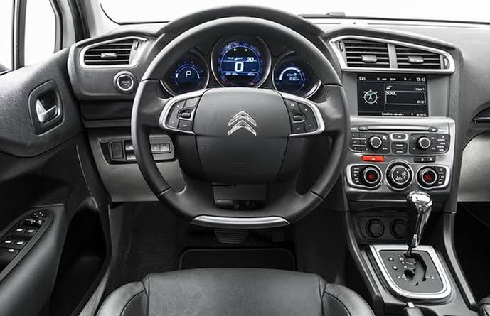 Citroën C4 Lounge — segunda foto