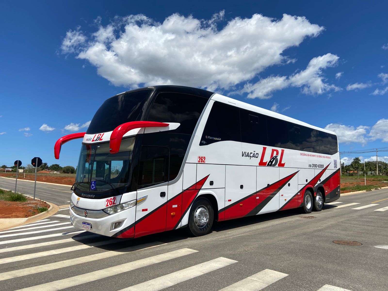 Ônibus G7 semi-leito da Viação LBL